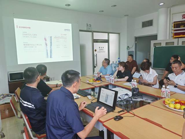 調研先行，技術賦能 香坊區住建局扎實推進老舊電梯更新改造惠民工程