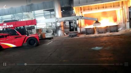 鋁業(yè)熔鑄扒渣車加料車生產廠家定做