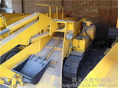 景德鎮履帶扒渣機、鑫華機械、履帶扒渣機生產廠家
